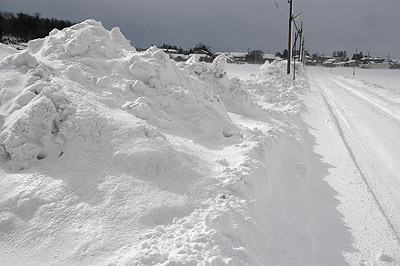 除雪の山08.2.14.jpg